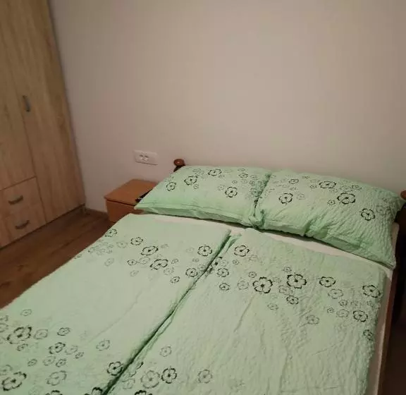 پانسیون Apartment Jalen