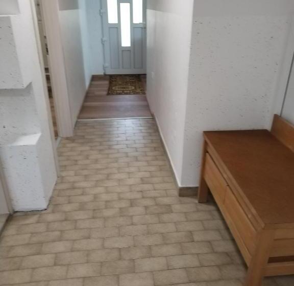 پانسیون Apartment Jalen