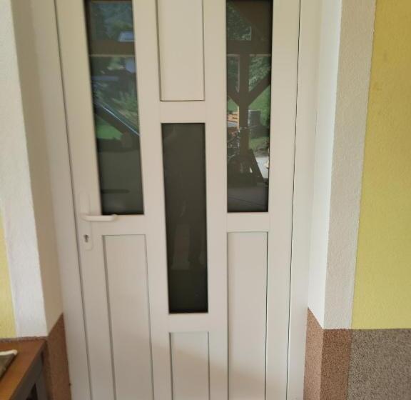 پانسیون Apartment Jalen