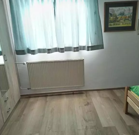پانسیون Apartment Jalen