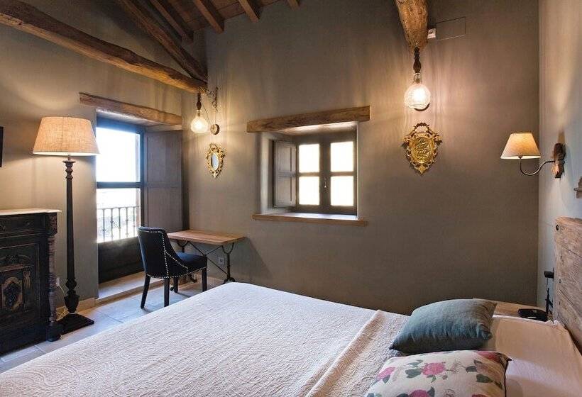 בית מלון כפרי Via Avis