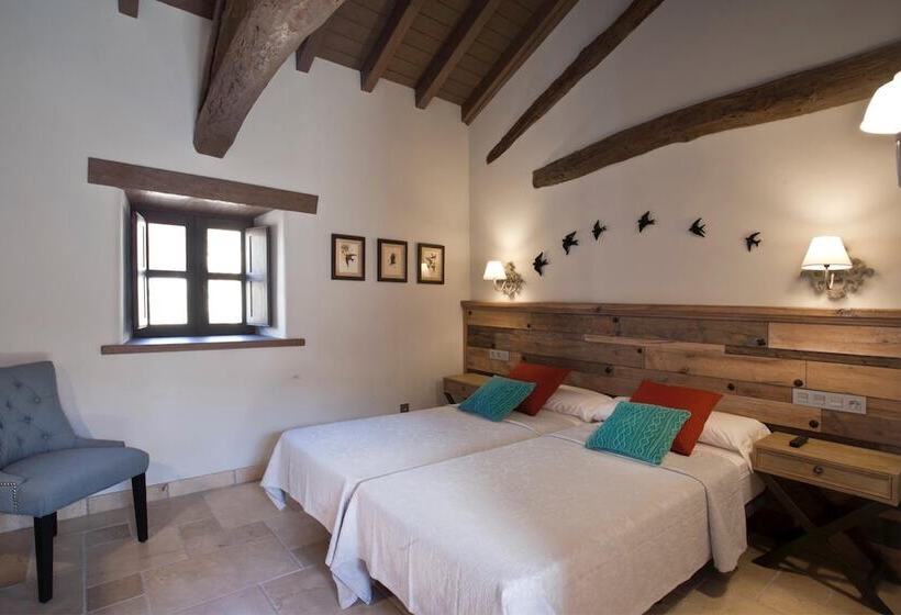 בית מלון כפרי Via Avis