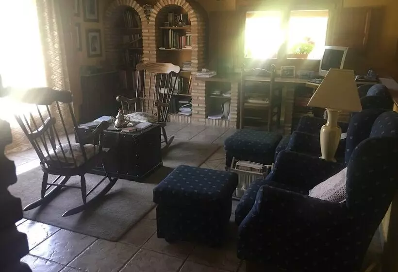 پانسیون La Esencia