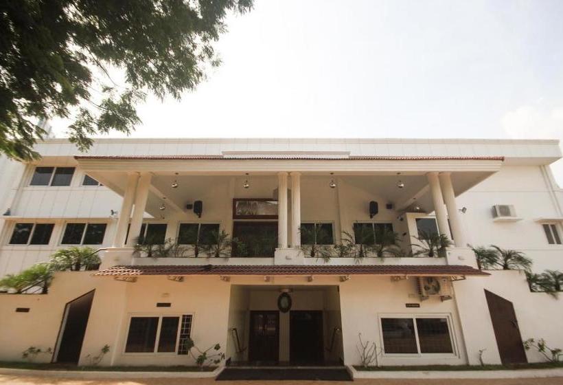 Hotel Oyo 67806 Sree Laxmi Vilas