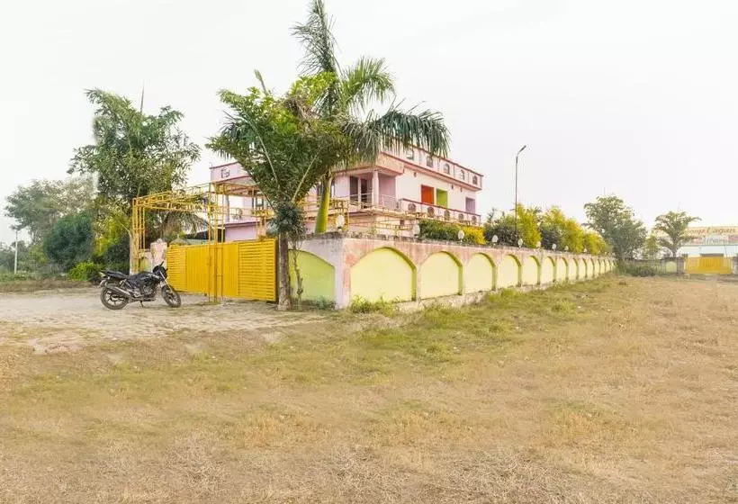 هتل Spot On 67268 Preemdeep Lagan Garden &