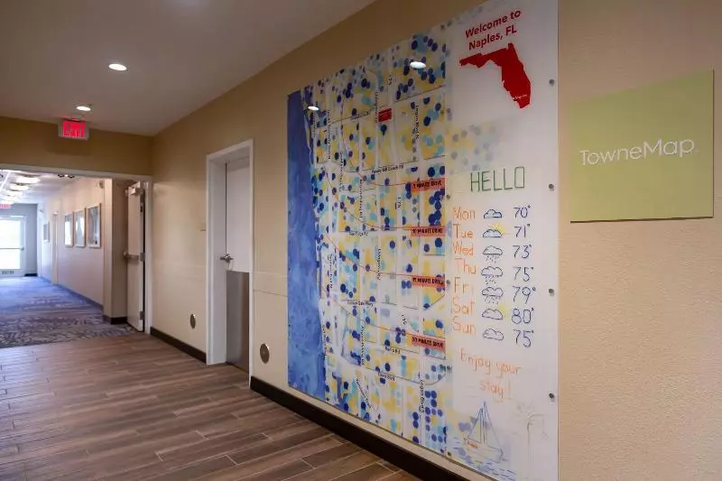 ホテル Towneplace Suites By Marriott Naples