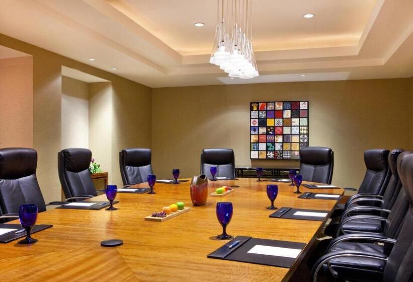 Courtland Grand Hotel, Trademark Collection by Wyndham Former Sheraton Atlanta