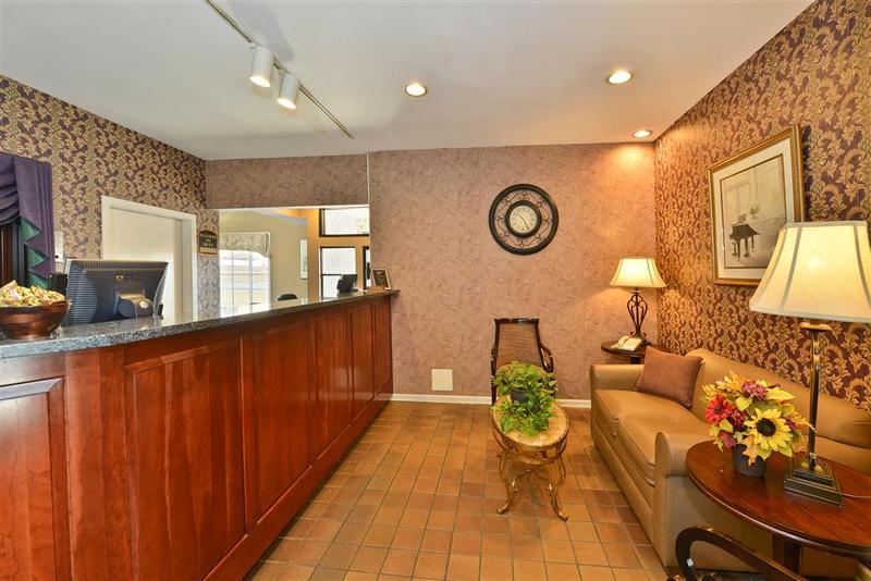 فندق Harrisonburg Inn