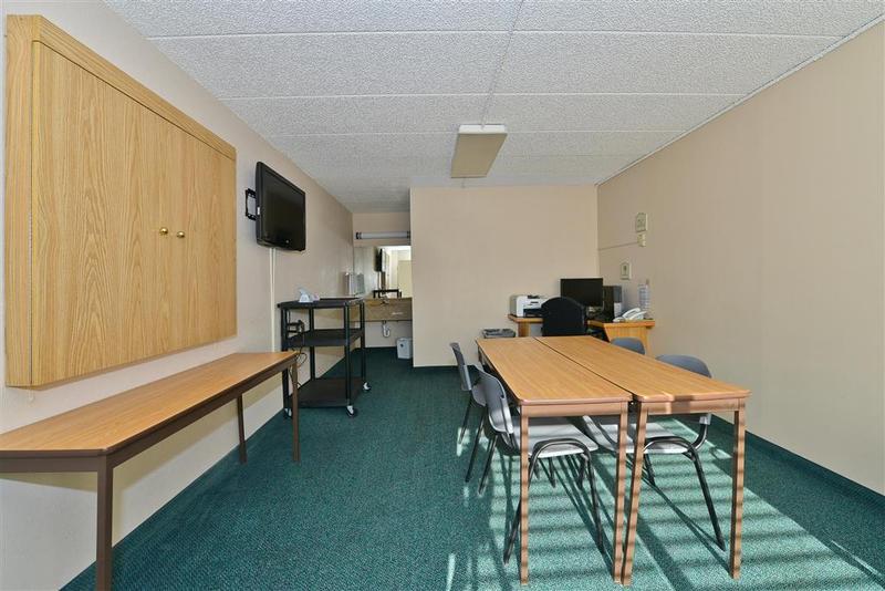 فندق Harrisonburg Inn