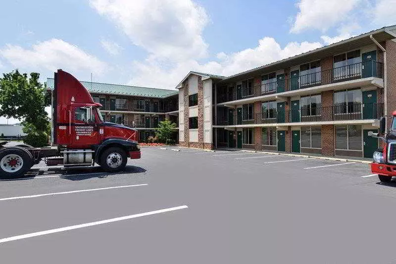 호텔 Harrisonburg Inn