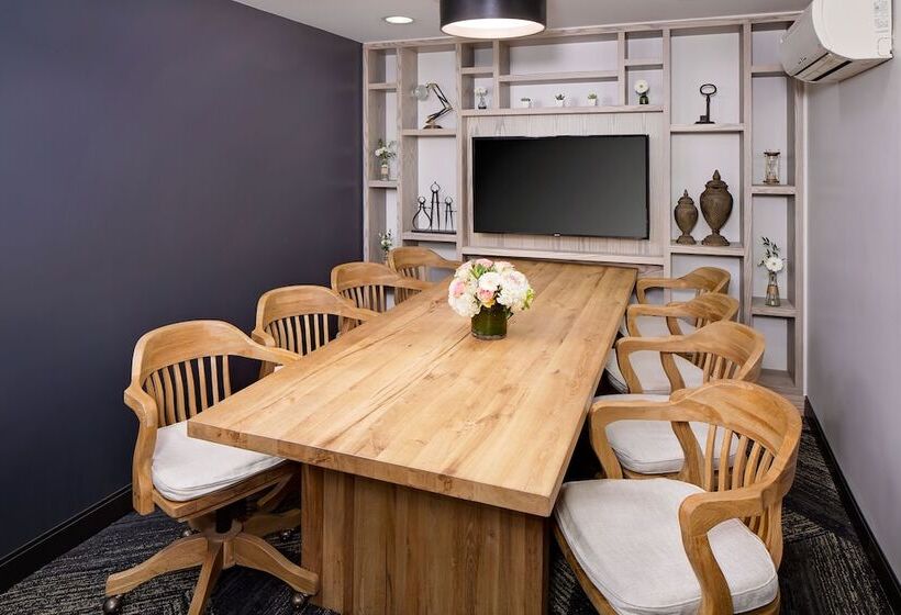 هتل Indigo Boston Garden, An Ihg