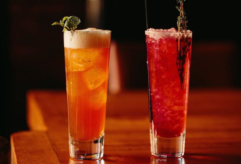 هتل Indigo Boston Garden, An Ihg