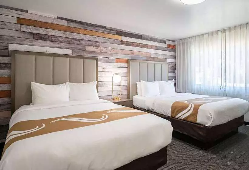 ホテル Quality Inn South Lake Tahoe