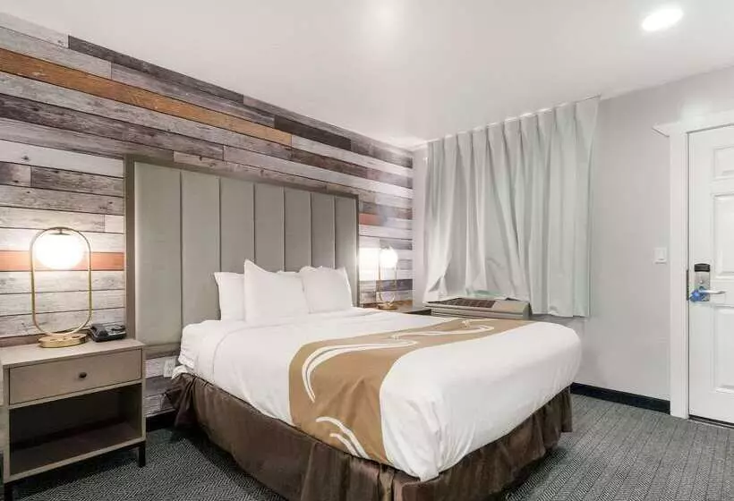 ホテル Quality Inn South Lake Tahoe