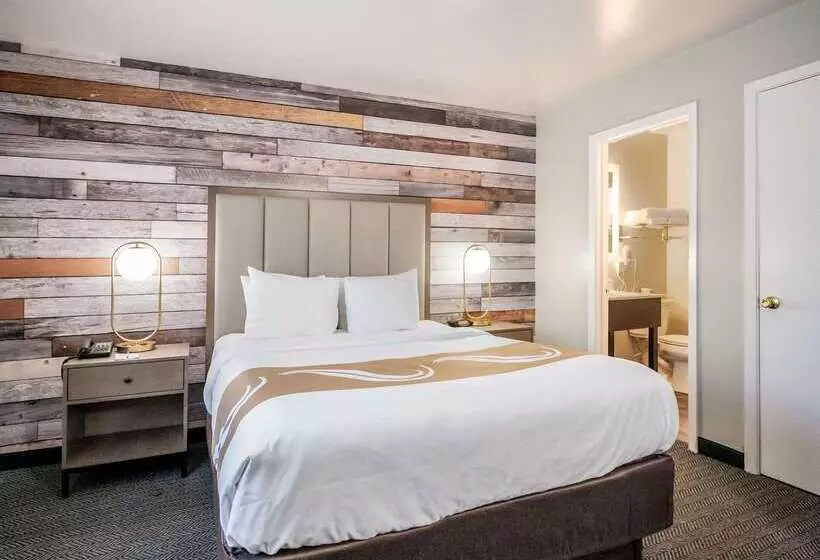 ホテル Quality Inn South Lake Tahoe