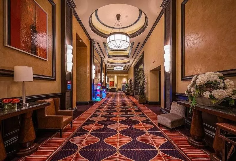 Santa Fe Station Hotel & Casino