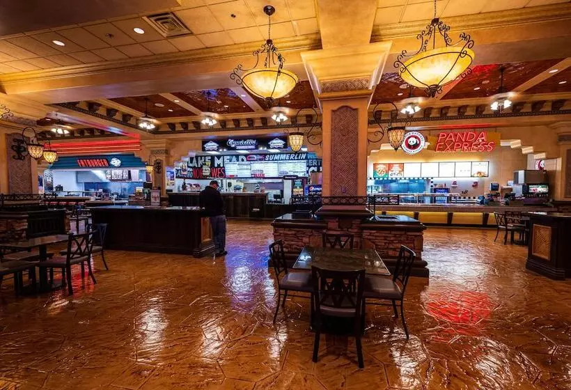 Santa Fe Station Hotel & Casino