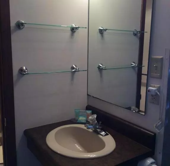 ホテル Scenic Shore Inn