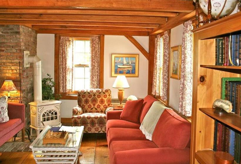 ホテル Seven Sea Street Inn