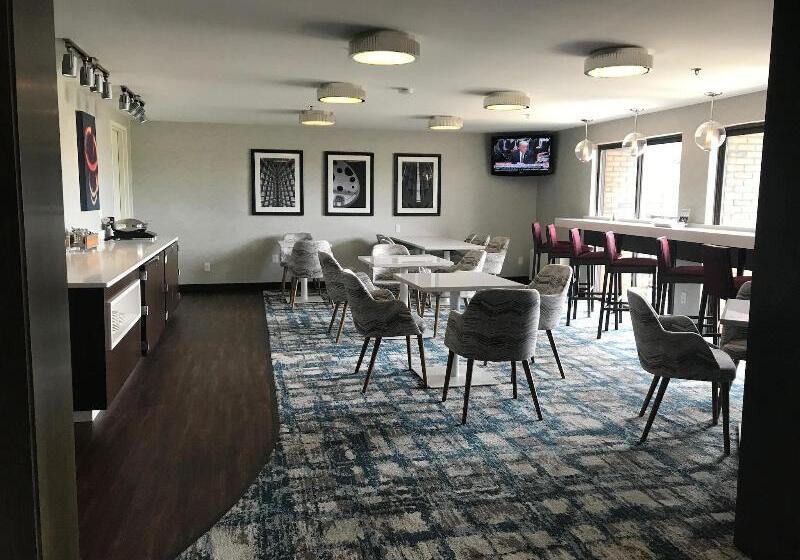 ホテル Sheraton Milwaukee Brookfield