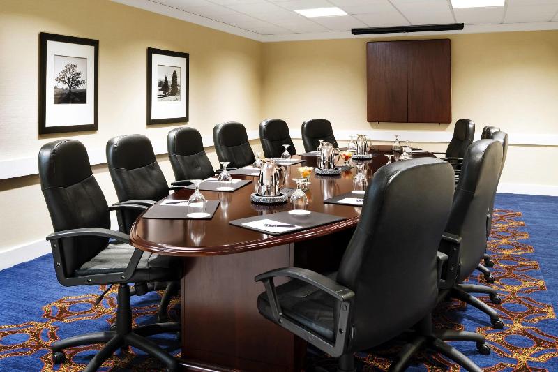 ホテル Sheraton Milwaukee Brookfield