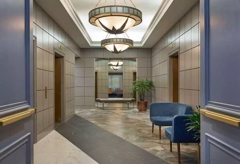 Отель The Chifley Houston, Tapestry Collection By Hilton