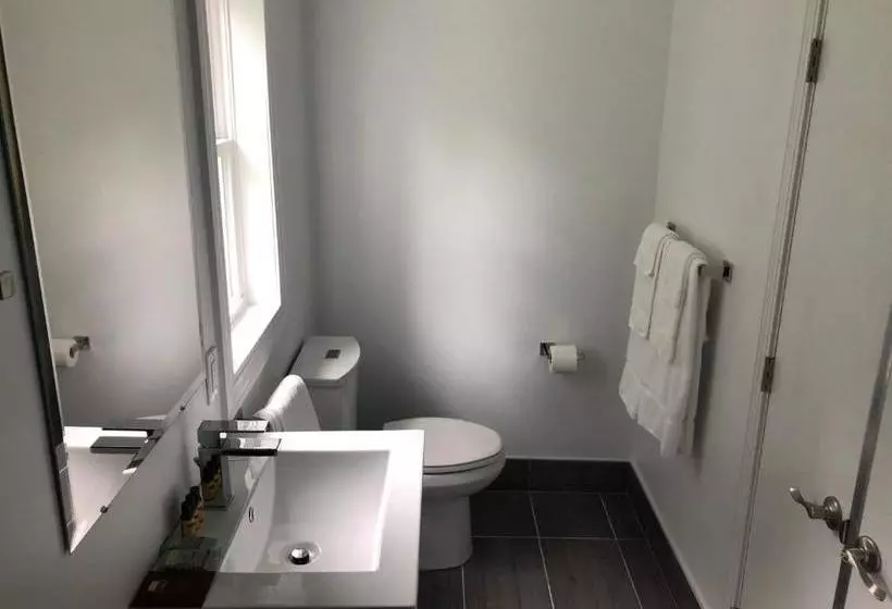 בית מלון כפרי The Coast