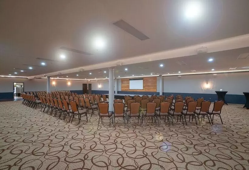The Stone Castle Hotel & Conference Center