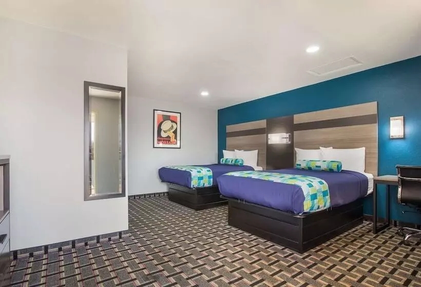 فندق على الطريق Knights Inn And Suites Salem