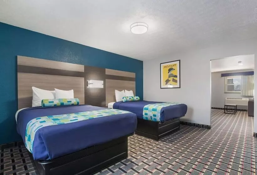 فندق على الطريق Knights Inn And Suites Salem