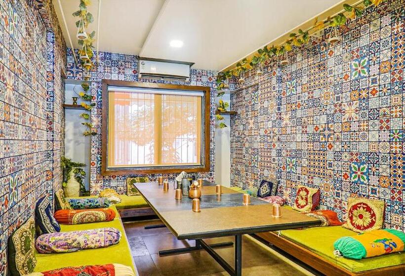 Fabhotel Gravity Inn Nr Jupiter Hospital