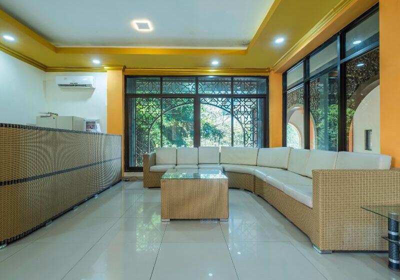 בית מלון כפרי Oyo 2100 At Taqwa Guest House Syariah