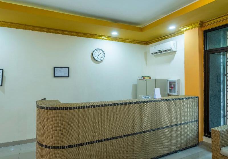 בית מלון כפרי Oyo 2100 At Taqwa Guest House Syariah