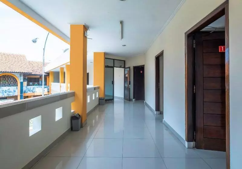 ホテル Oyo 2100 At Taqwa Guest House Syariah