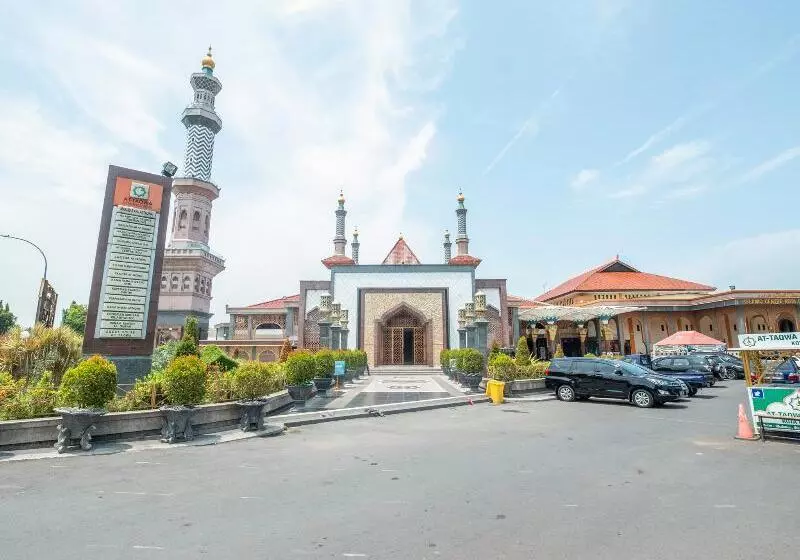 ホテル Oyo 2100 At Taqwa Guest House Syariah