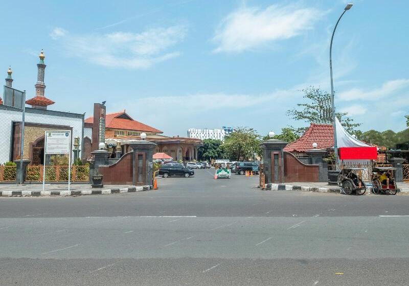 בית מלון כפרי Oyo 2100 At Taqwa Guest House Syariah