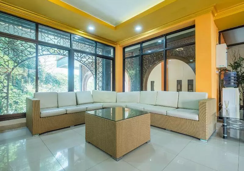 ホテル Oyo 2100 At Taqwa Guest House Syariah