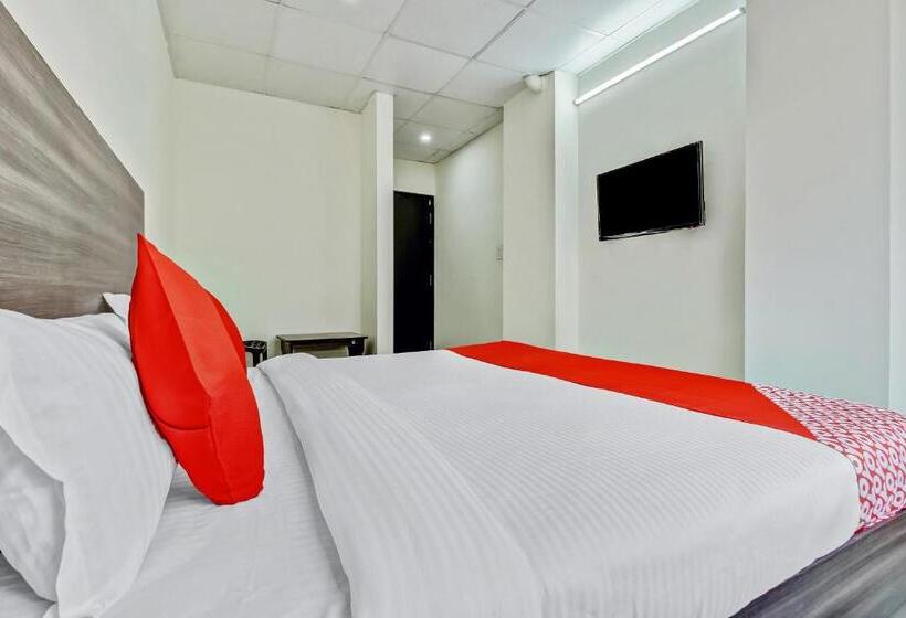 酒店 Oyo 47798 Flora Enclave