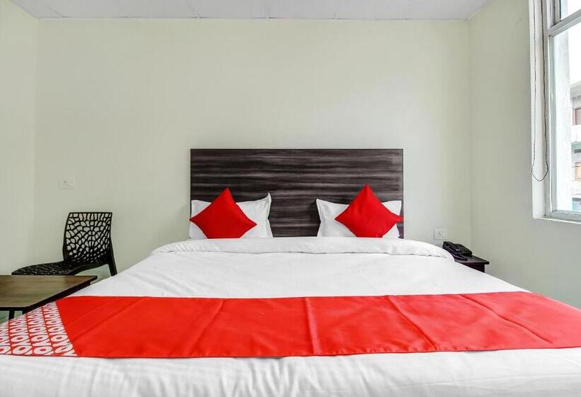 酒店 Oyo 47798 Flora Enclave