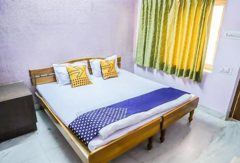 Hotelli Spot On Nanki Palace