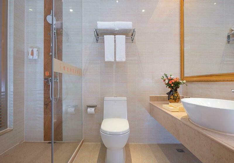 Vienna International Hotel Maoming Wanda Plaza