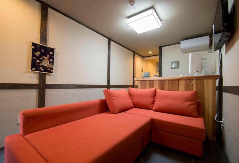 Kyoto Miruzu Ruri Ann