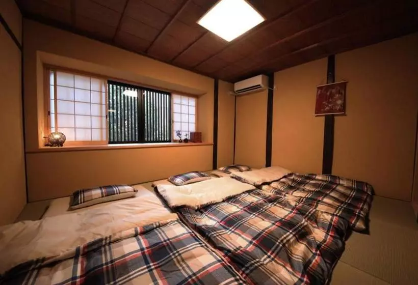 Kyoto Miruzu Ruri Ann