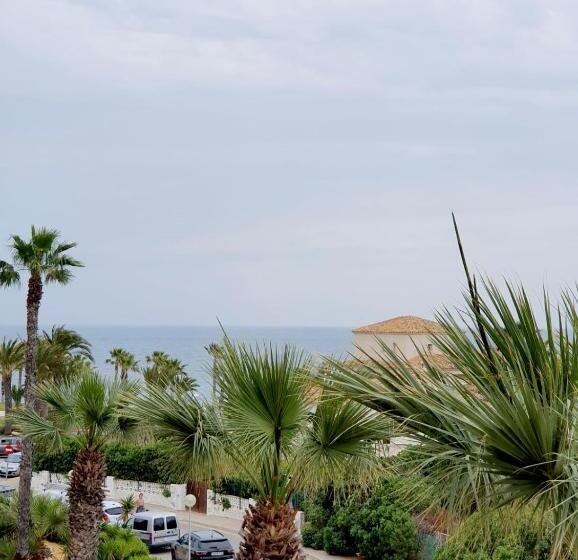 Front Line           Primera Línea           Apartments In Playa Flamenca