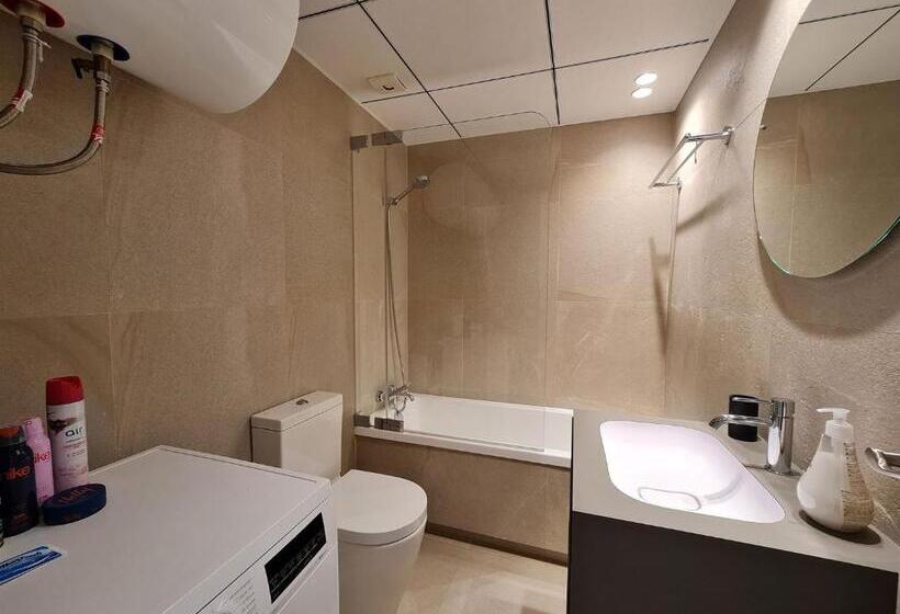 Front Line           Primera Línea           Apartments In Playa Flamenca