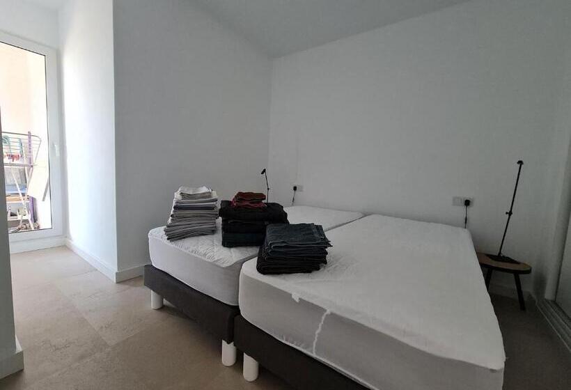 Front Line           Primera Línea           Apartments In Playa Flamenca