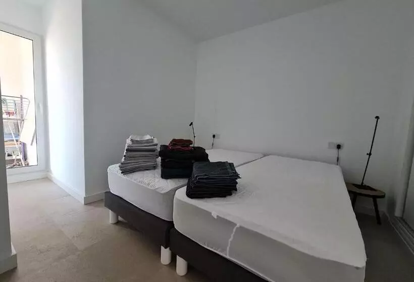 Front Line           Primera Línea           Apartments In Playa Flamenca