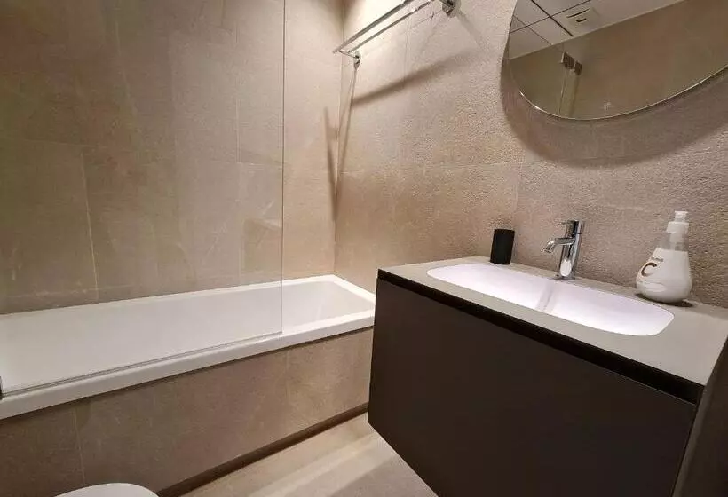 Front Line           Primera Línea           Apartments In Playa Flamenca