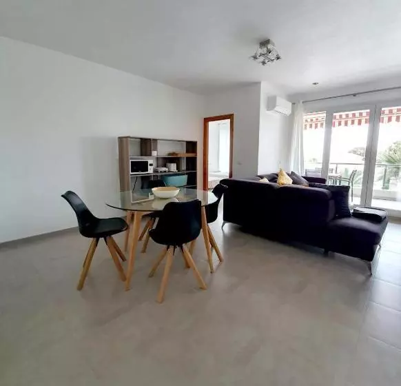 Front Line           Primera Línea           Apartments In Playa Flamenca