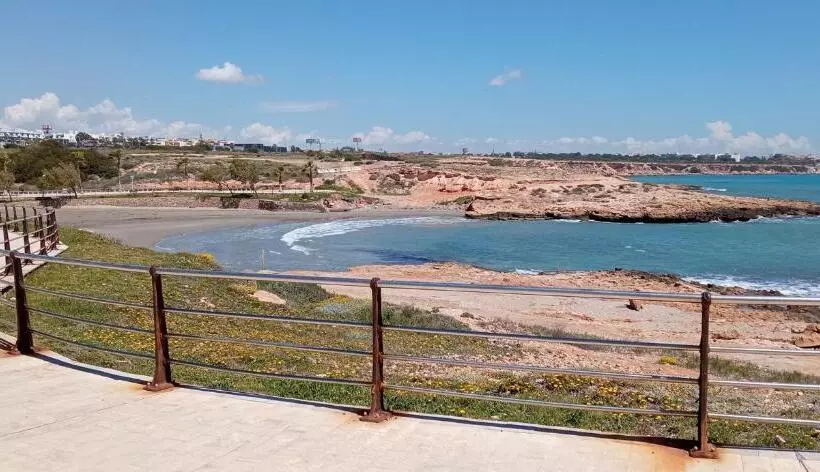 Front Line           Primera Línea           Apartments In Playa Flamenca